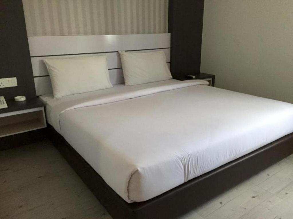 Redlink Hotel Nagoya Buitenkant foto